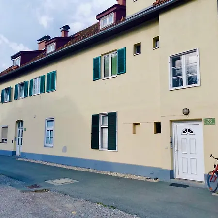 Nicetobe * Graz